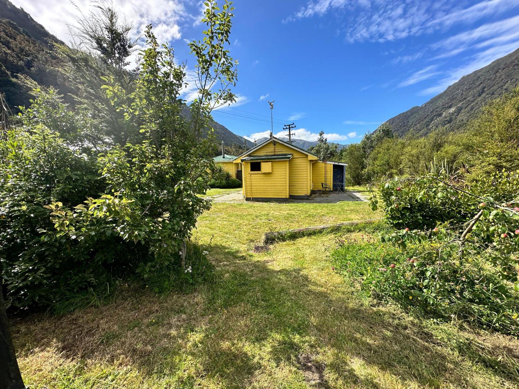 Willa Rustic, Basic Cosy Alpine Hut, In The Middle Of The Mountains Otira Zewnętrze zdjęcie